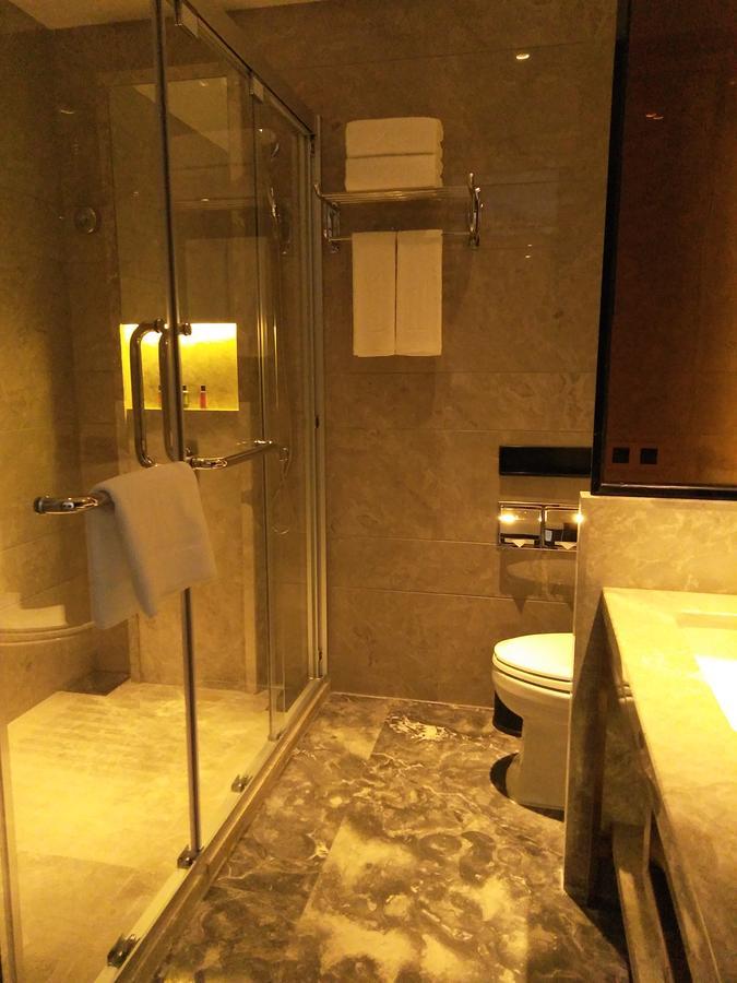 Brandi Hotel Foshan Exterior foto